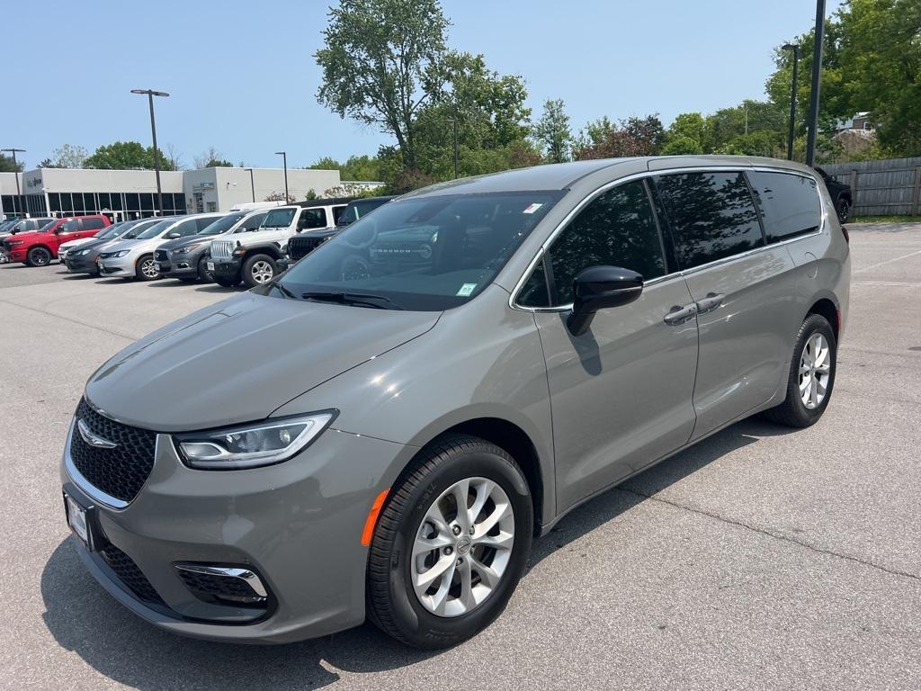 used 2025 Chrysler Pacifica car, priced at $44,745