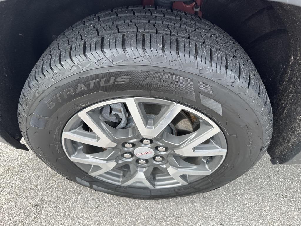used 2023 GMC Acadia car, priced at $31,999