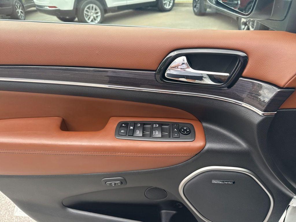 used 2021 Jeep Grand Cherokee car, priced at $33,795