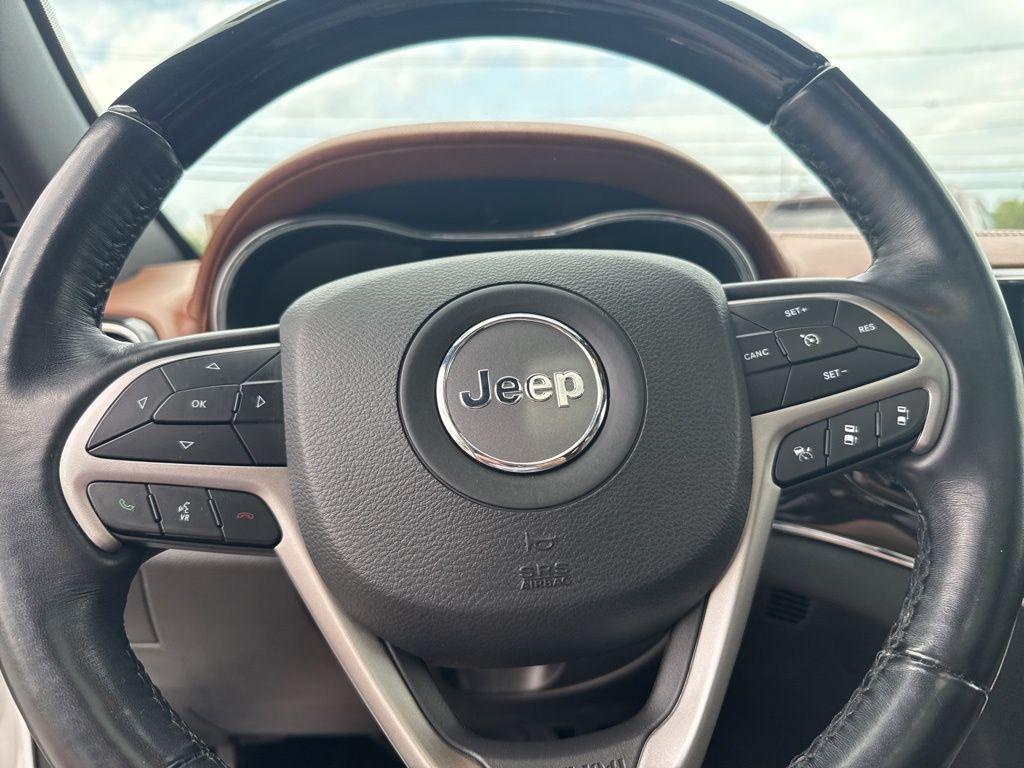 used 2021 Jeep Grand Cherokee car, priced at $33,795