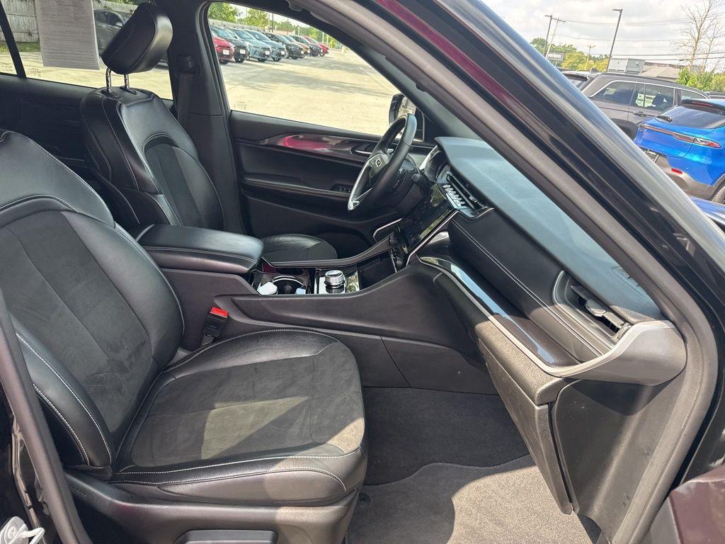 used 2022 Jeep Grand Cherokee car, priced at $33,499