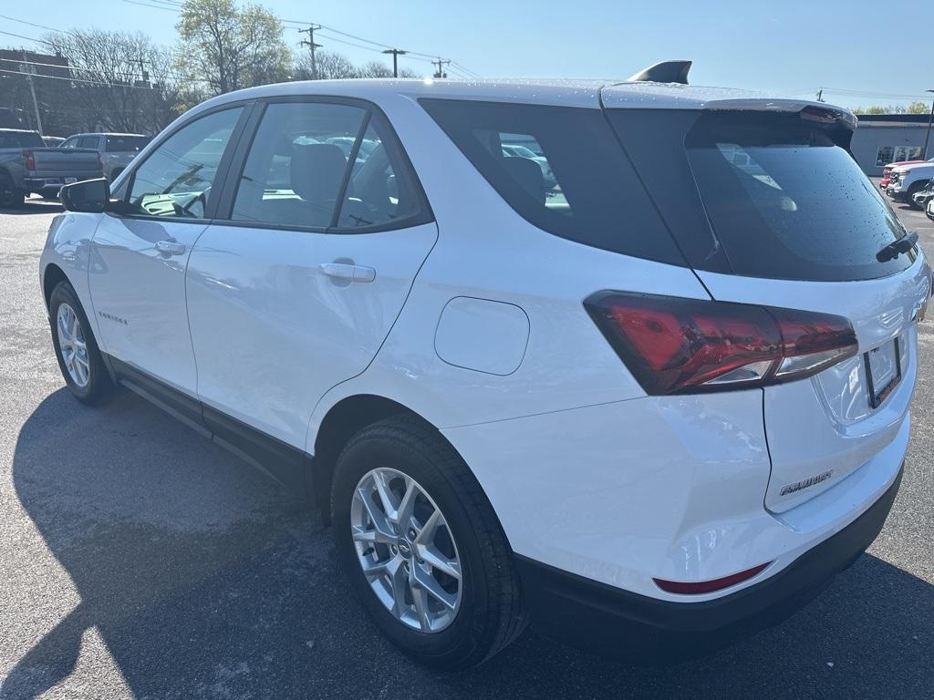 used 2022 Chevrolet Equinox car, priced at $23,999