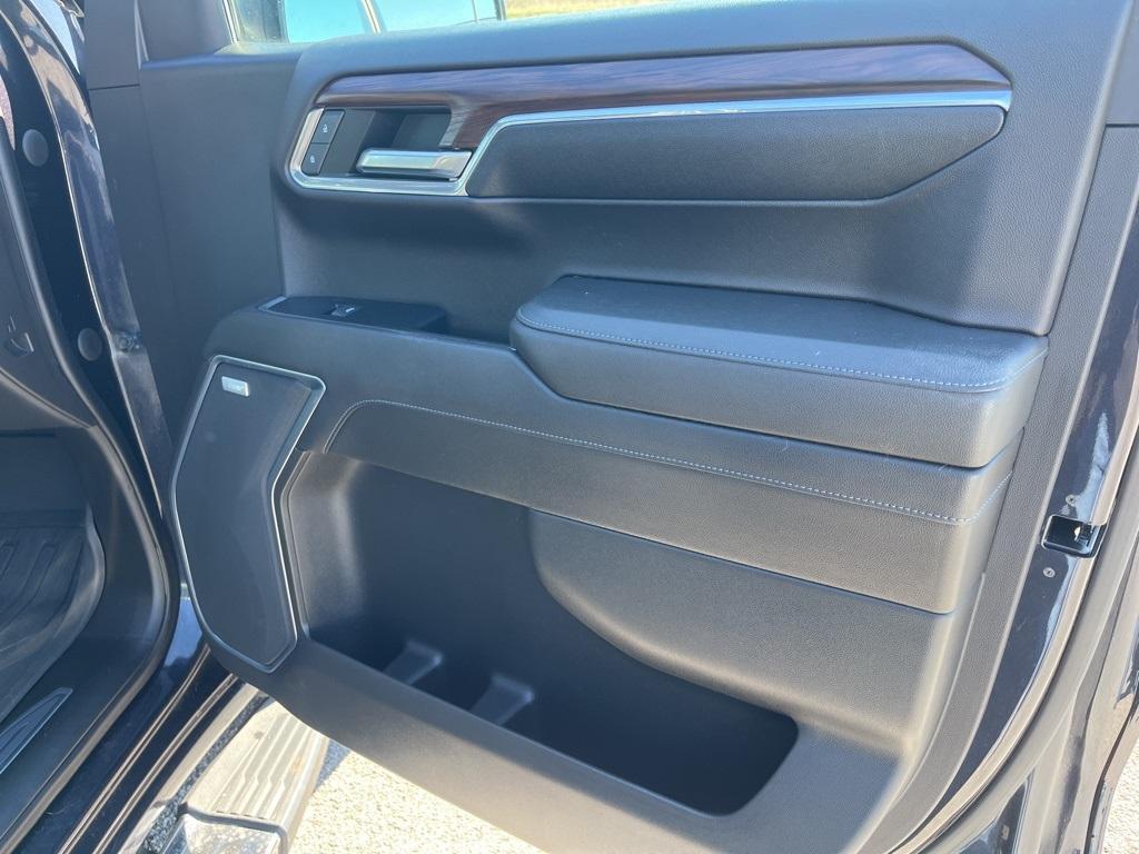 used 2023 GMC Sierra 1500 car, priced at $49,270