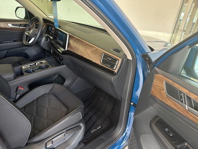 used 2025 Volkswagen Atlas car, priced at $39,976