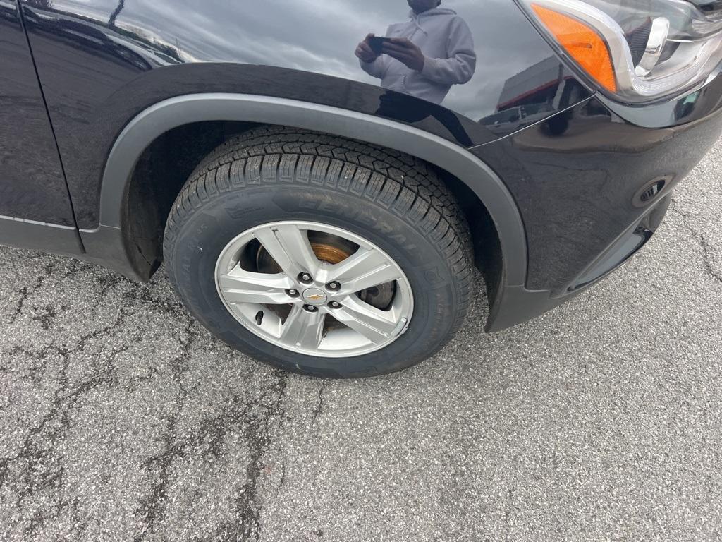 used 2021 Chevrolet Trax car, priced at $18,999