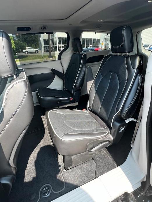 used 2023 Chrysler Pacifica car, priced at $44,897