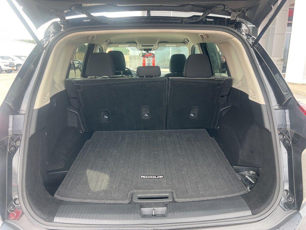 used 2021 Nissan Rogue car, priced at $19,500
