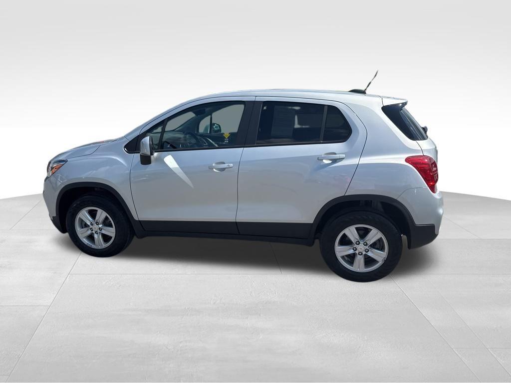 used 2022 Chevrolet Trax car, priced at $17,895