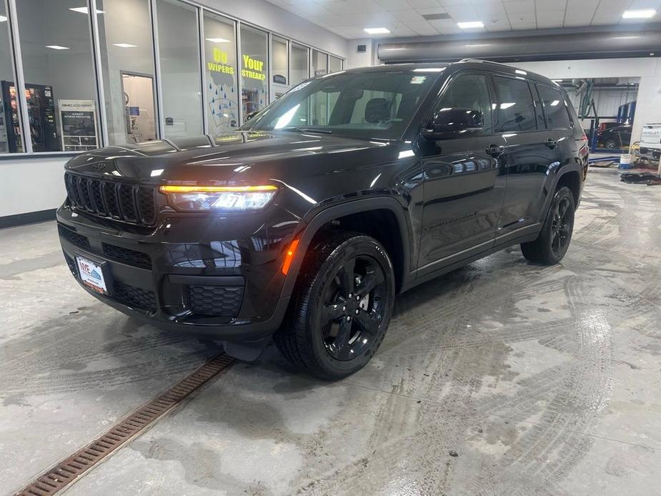 used 2024 Jeep Grand Cherokee L car, priced at $39,695