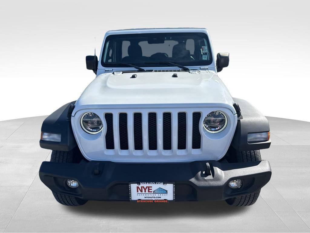 used 2021 Jeep Wrangler Unlimited car, priced at $33,995