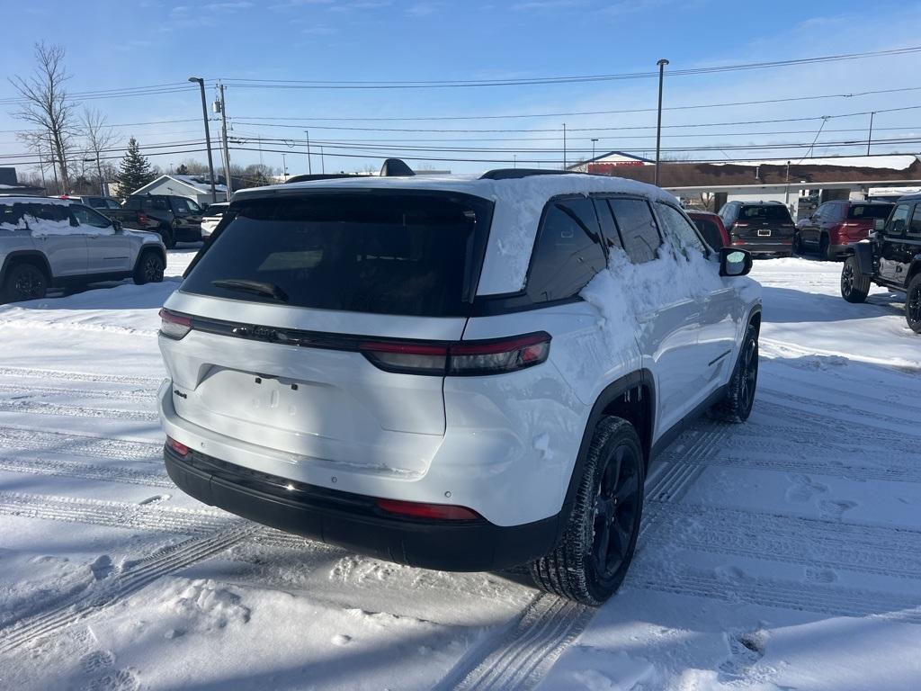 used 2023 Jeep Grand Cherokee car, priced at $34,597