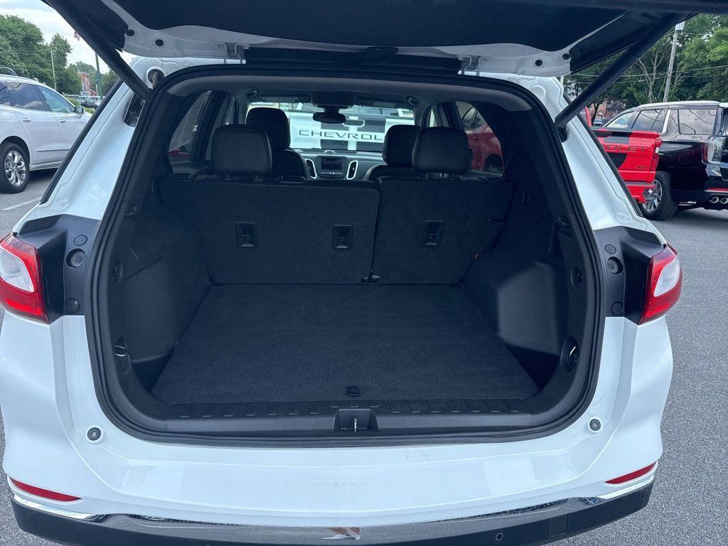 used 2021 Chevrolet Equinox car, priced at $19,868