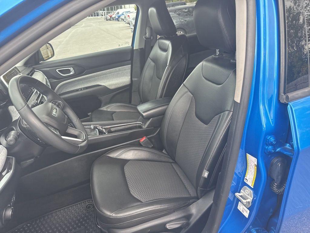 used 2022 Jeep Compass car, priced at $22,995