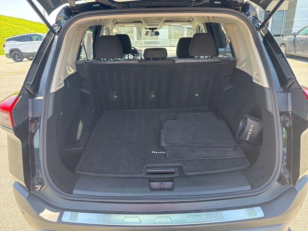 used 2023 Nissan Rogue car, priced at $21,499