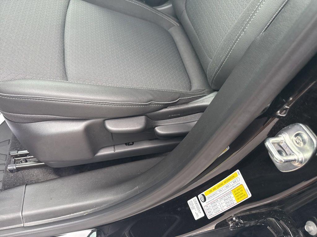 used 2024 Buick Encore GX car, priced at $25,999