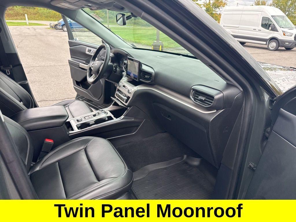 used 2024 Ford Explorer car, priced at $37,999