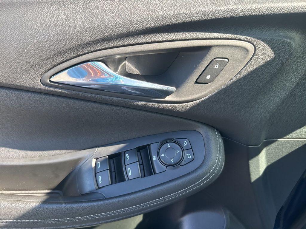 used 2023 Buick Encore GX car, priced at $20,999