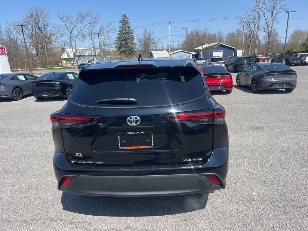 used 2024 Toyota Highlander car, priced at $43,900