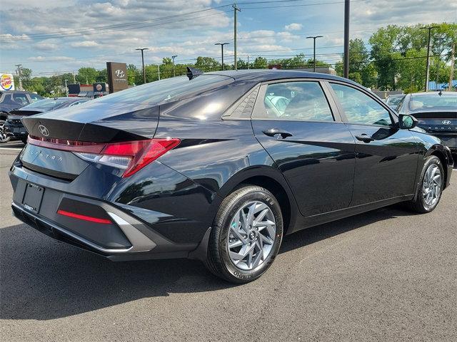 new 2025 Hyundai Elantra car, priced at $24,095