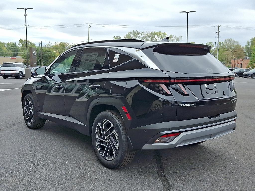 new 2025 Hyundai TUCSON Hybrid car, priced at $42,037