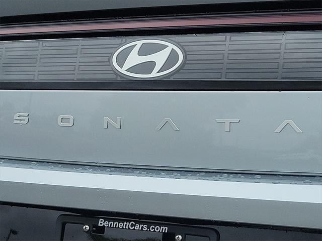 new 2024 Hyundai Sonata car, priced at $28,106