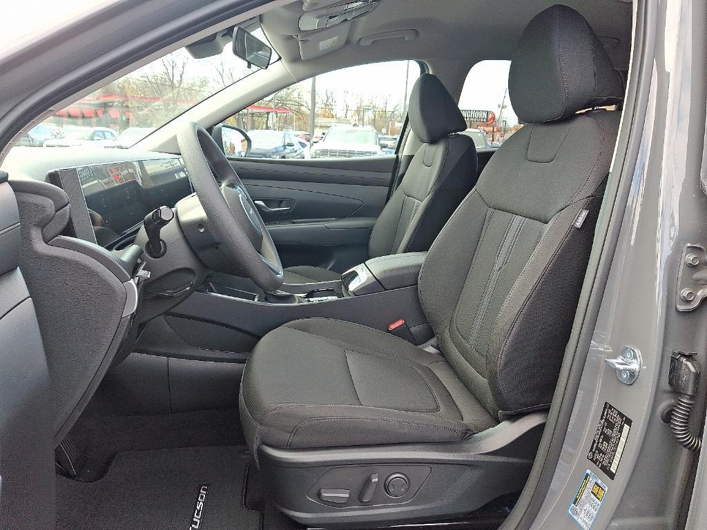 new 2026 Hyundai Tucson car, priced at $33,934
