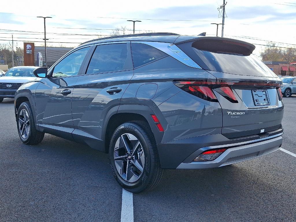 new 2026 Hyundai Tucson car, priced at $33,934
