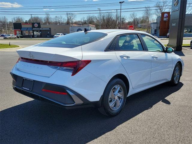 new 2025 Hyundai Elantra car, priced at $23,678