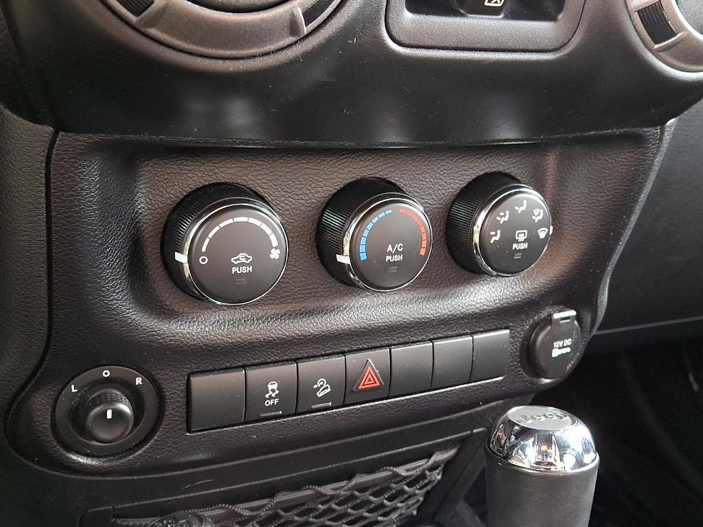 used 2016 Jeep Wrangler Unlimited car, priced at $18,067