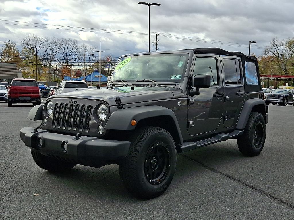 used 2016 Jeep Wrangler Unlimited car, priced at $18,067