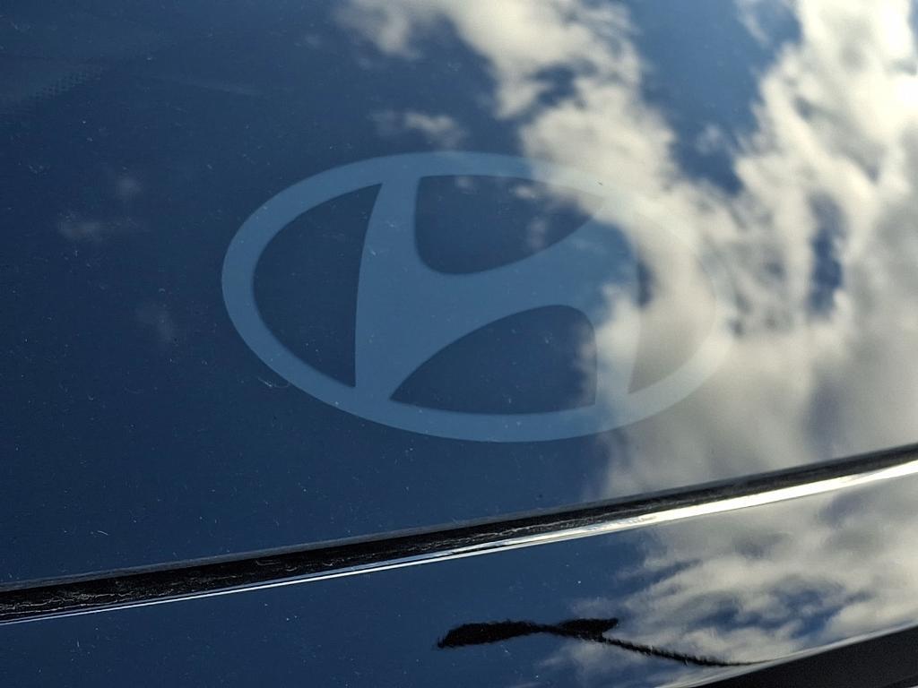 new 2026 Hyundai TUCSON Hybrid car, priced at $43,444