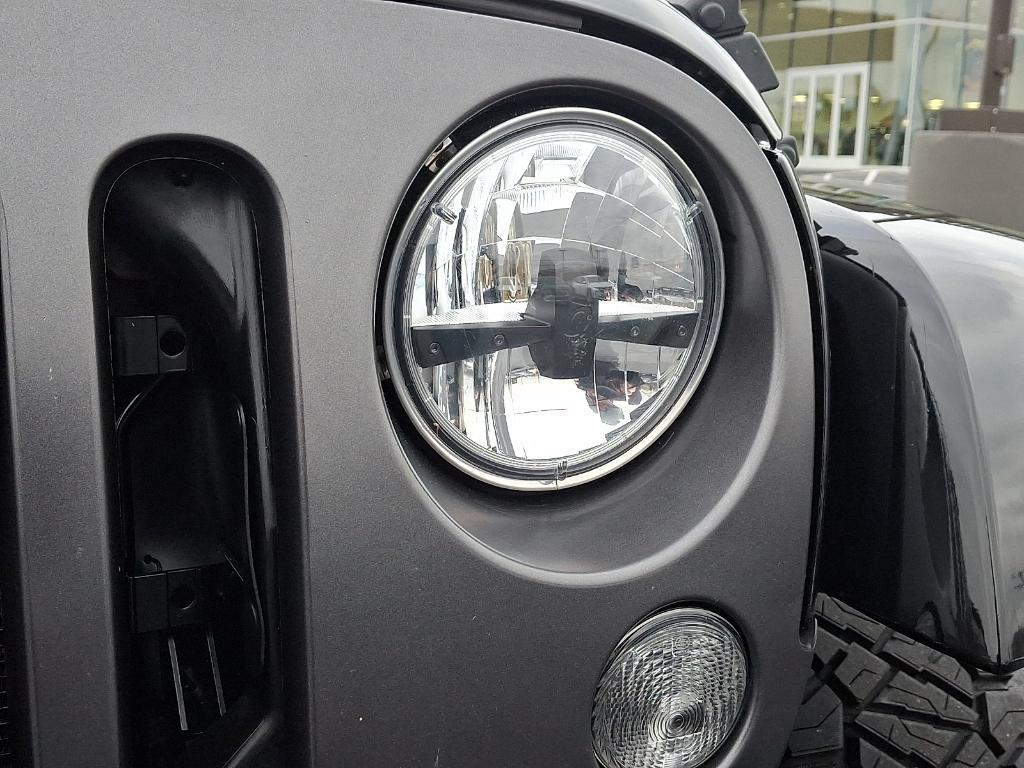 used 2016 Jeep Wrangler Unlimited car, priced at $21,998