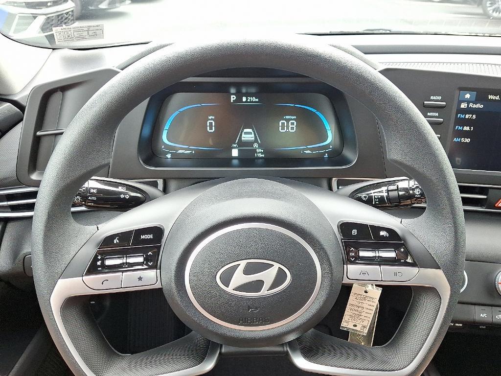 new 2025 Hyundai Elantra car, priced at $24,081