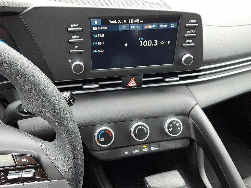 new 2025 Hyundai Elantra car, priced at $24,081