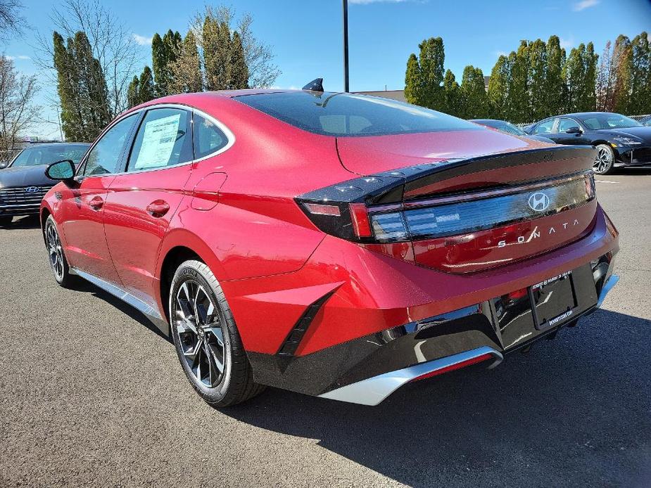 new 2024 Hyundai Sonata car, priced at $29,185