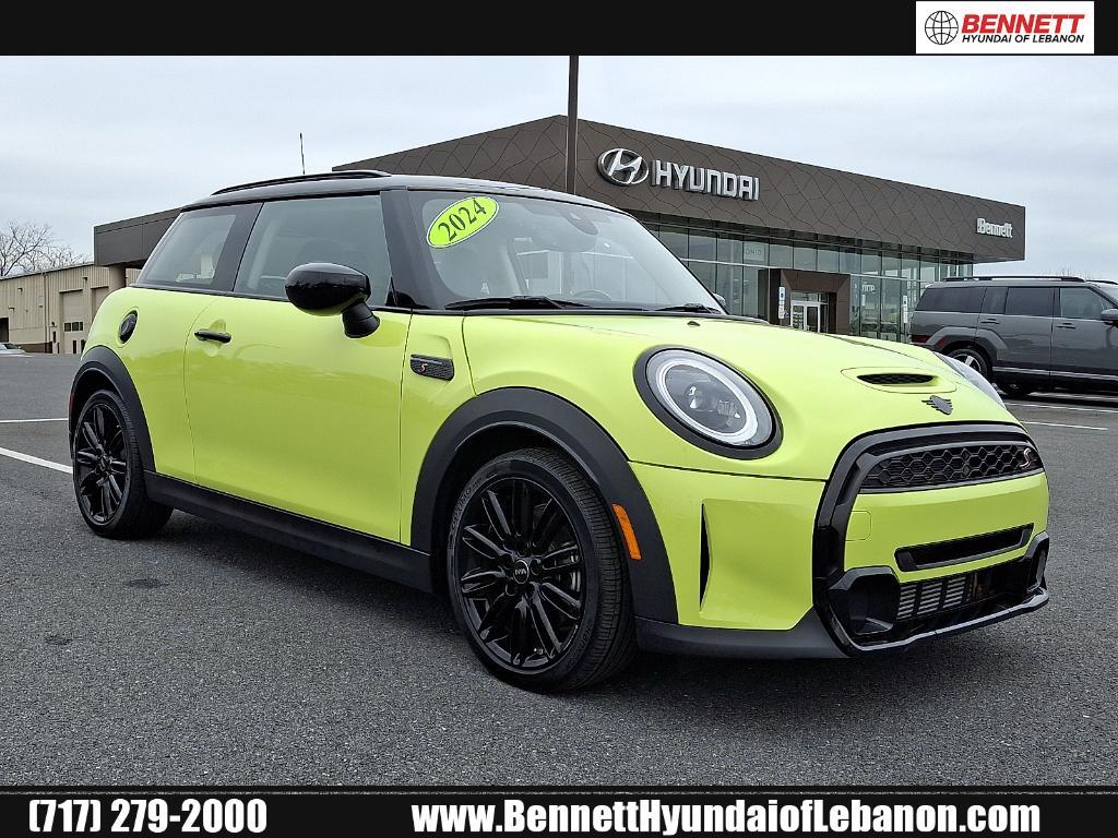 used 2024 MINI Hardtop car, priced at $28,182