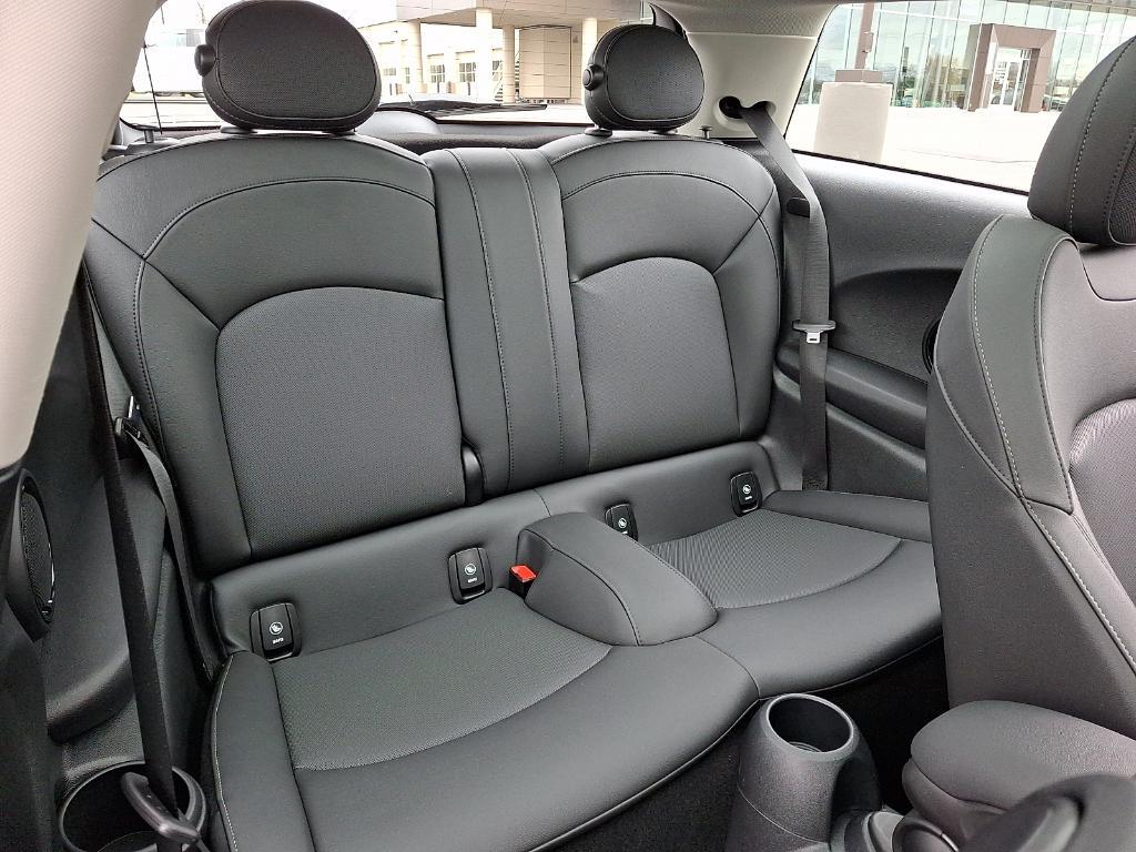 used 2024 MINI Hardtop car, priced at $28,182