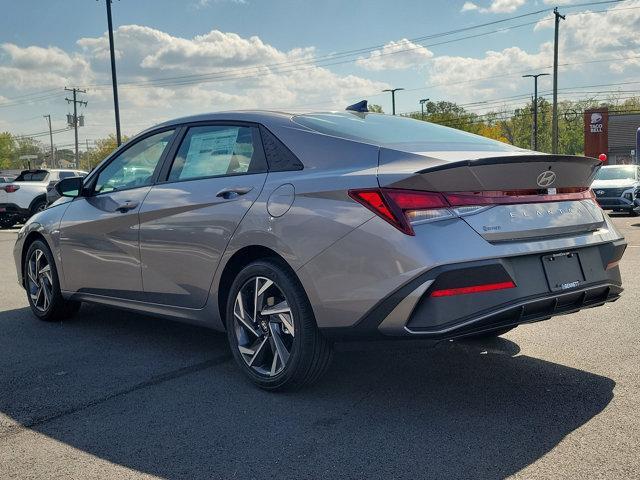 new 2025 Hyundai Elantra car, priced at $24,073