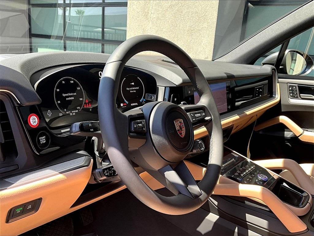 new 2025 Porsche Cayenne car, priced at $102,425