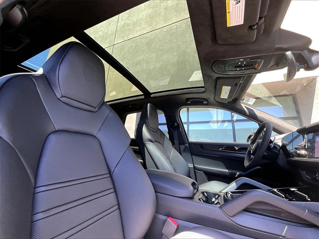 new 2025 Porsche Cayenne car, priced at $152,705