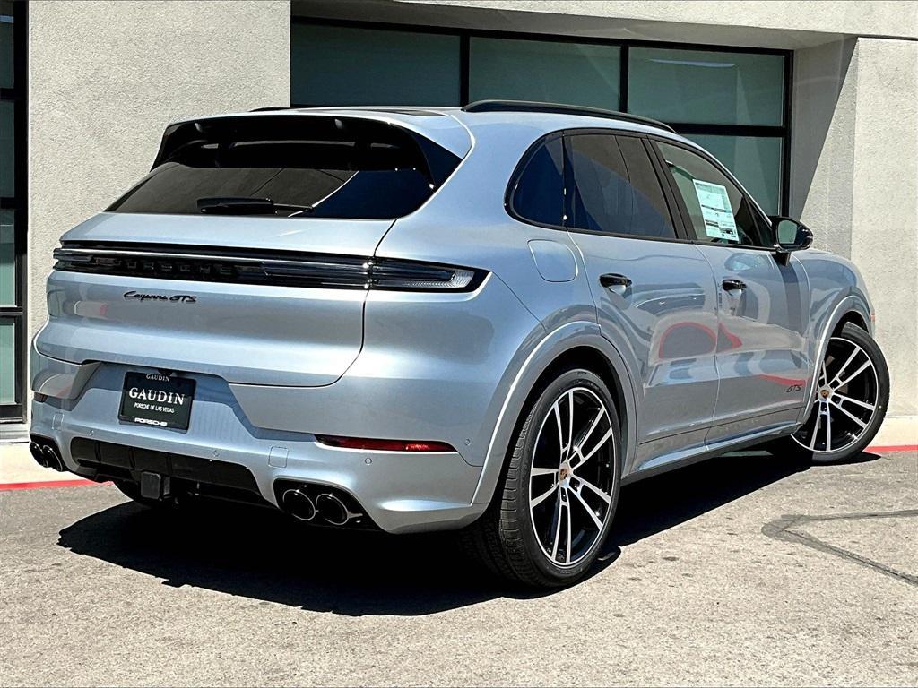 new 2025 Porsche Cayenne car, priced at $152,705