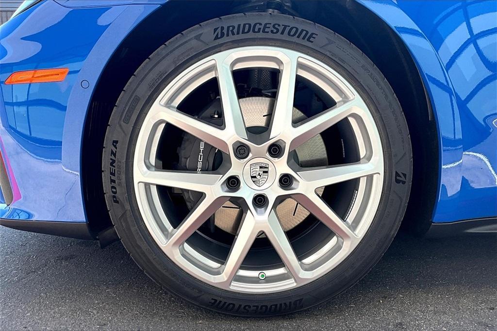 new 2025 Porsche Panamera car, priced at $136,285