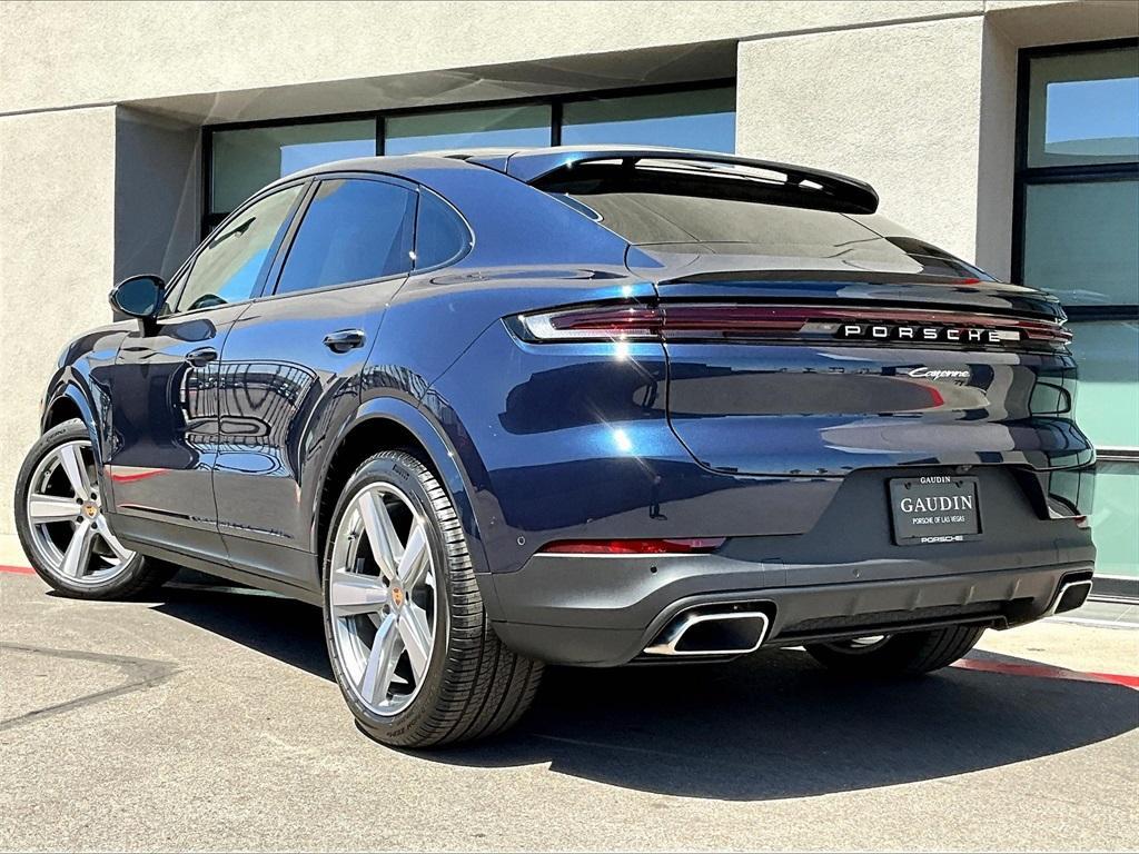 new 2025 Porsche Cayenne car, priced at $105,275