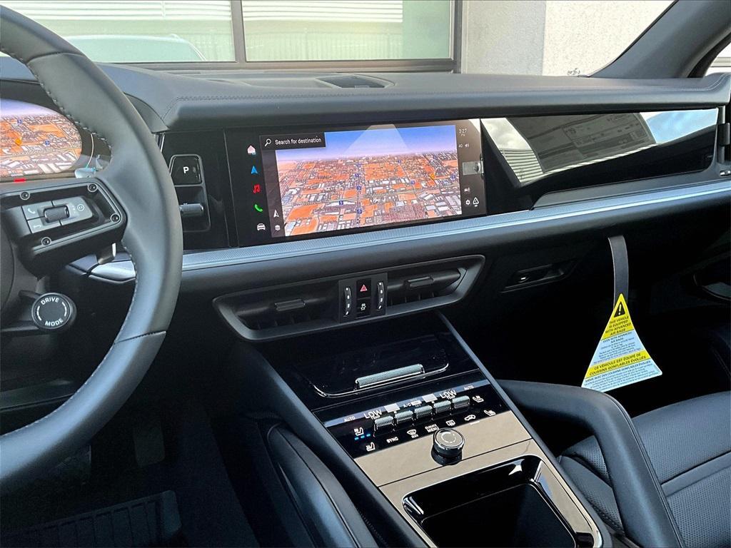 new 2025 Porsche Cayenne car, priced at $108,335