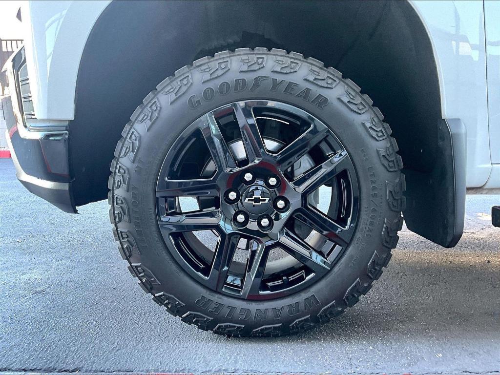 used 2021 Chevrolet Silverado 1500 car, priced at $40,000