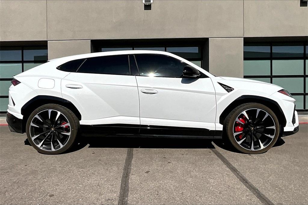 used 2021 Lamborghini Urus car, priced at $219,000