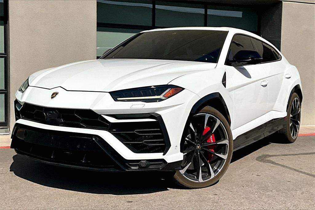 used 2021 Lamborghini Urus car, priced at $219,000