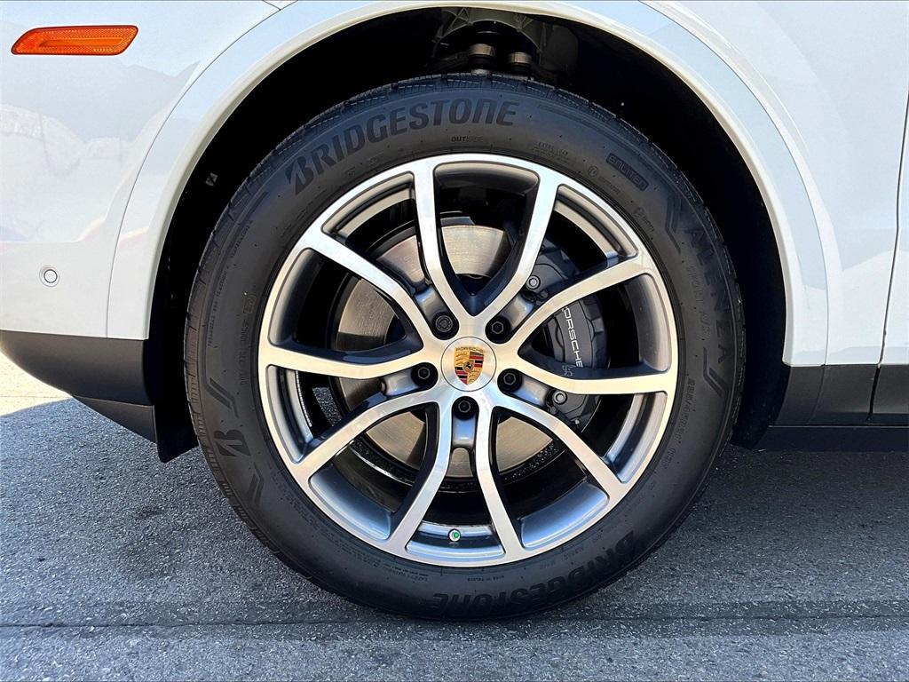 used 2025 Porsche Cayenne car, priced at $91,250