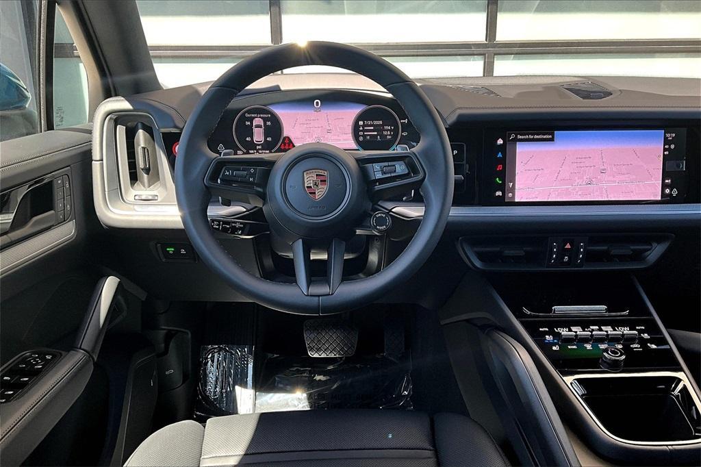 new 2025 Porsche Cayenne car, priced at $112,775