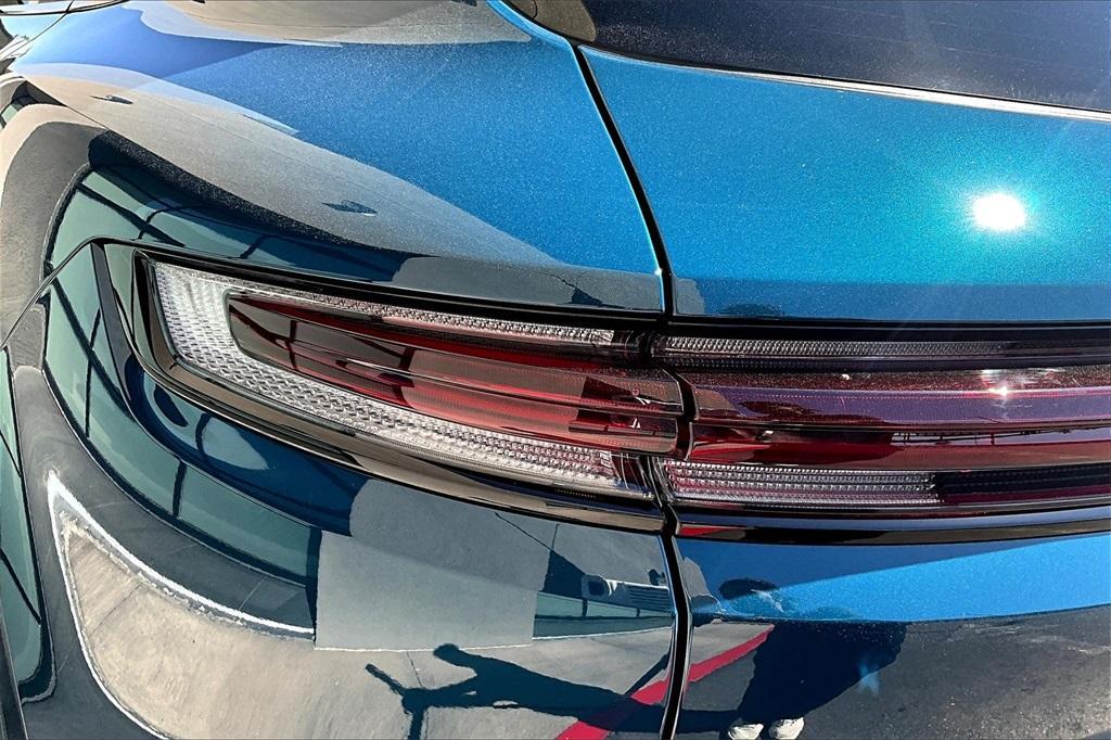 new 2025 Porsche Cayenne car, priced at $112,775